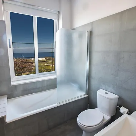 Luxury 4 Bedroom With Private Pool, 1226 Protaras
