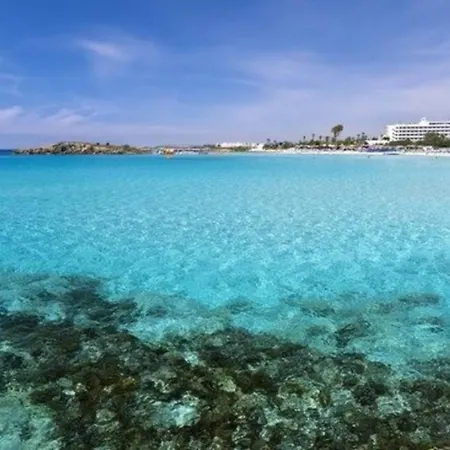 Luxury 4 Bedroom With Private Pool, 1226 Villa