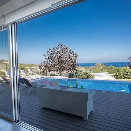 Luxury 4 Bedroom With Private Pool, 1226 Villa Protaras