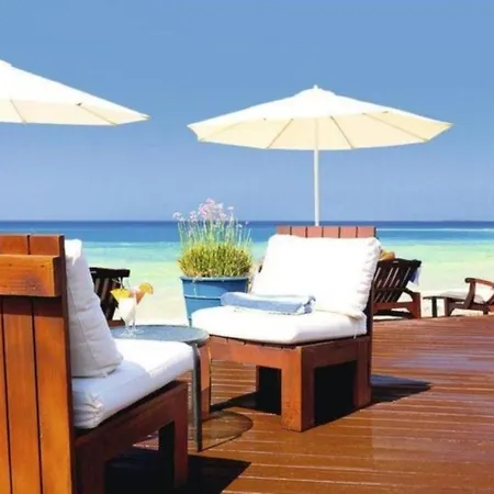 Luxury 4 Bedroom With Private Pool, 1226 * Protaras