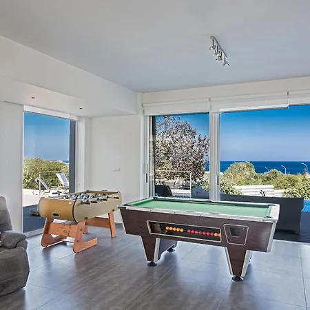 Villa Luxury 4 Bedroom With Private Pool, 1226